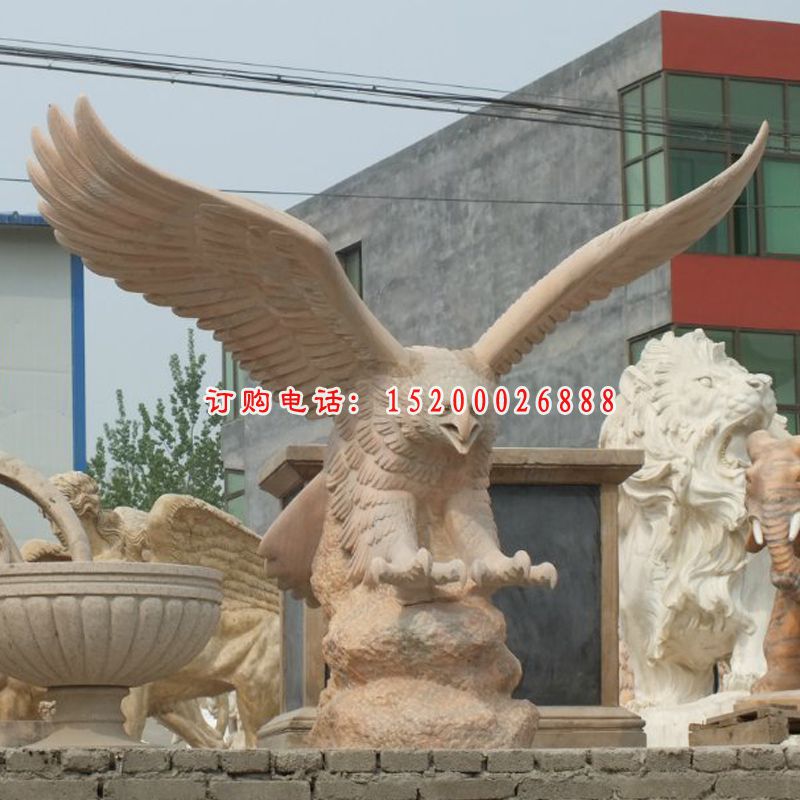 晚霞红展翅的老鹰雕塑 企业动物石雕