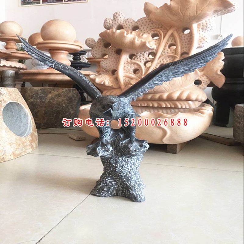 雄鹰展翅石雕，老鹰石雕