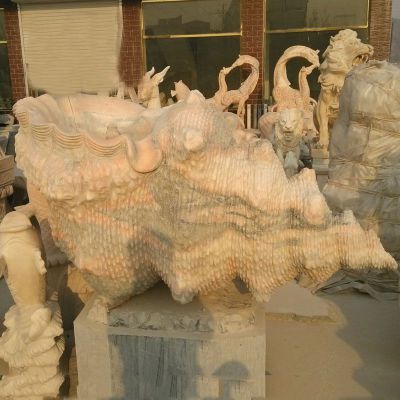 晚霞红海螺石雕，公园景观雕塑