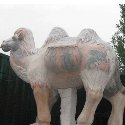 大骆驼石雕，晚霞红动物雕塑