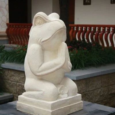 青蛙石雕，公园动物石雕