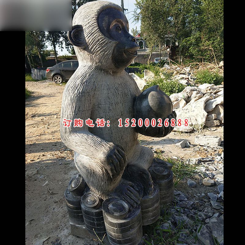 青石猴子雕塑，抱着桃子的小猴子石雕 (2)