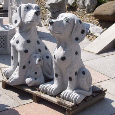 斑点狗石雕公园动物石雕