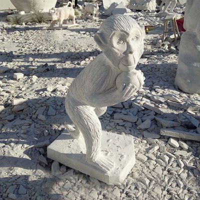 抱桃子的猴子石雕 大理石动物雕塑