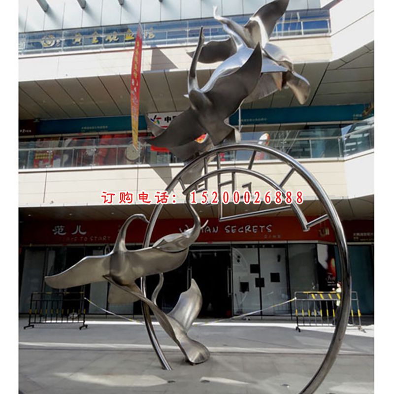 不锈钢飞鹰雕塑    小区景观摆件