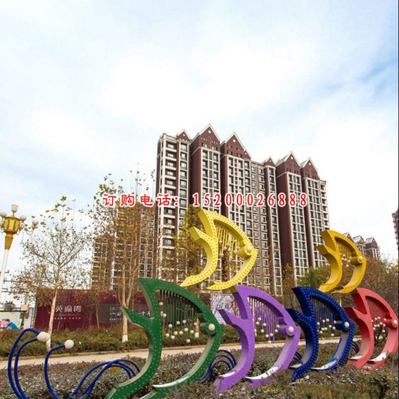 不锈钢抽象鱼群雕塑，小区公园景观雕塑