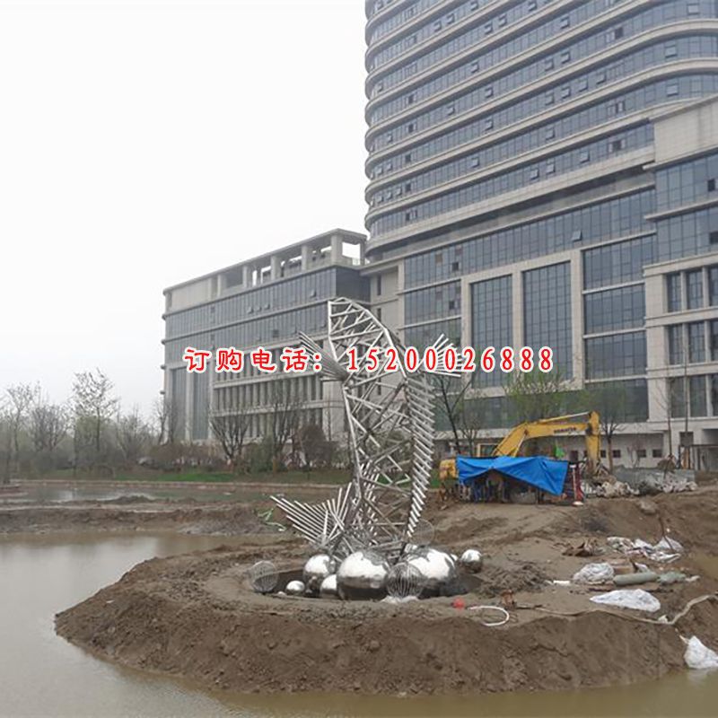 不锈钢企业雕塑，水塘边不锈钢雕塑 (2)