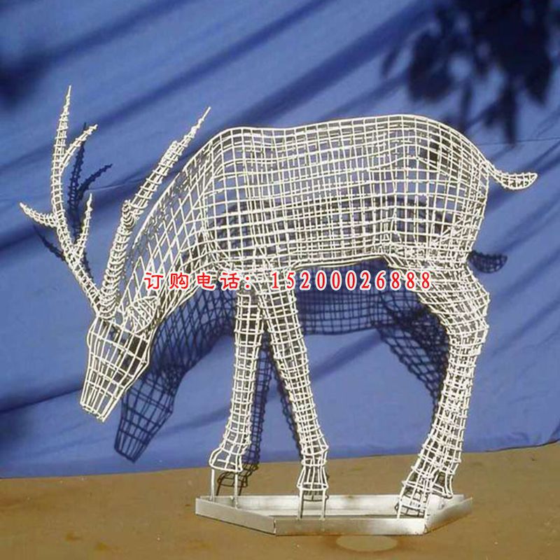 不锈钢镂空低头鹿雕塑，公园不锈钢动物雕塑