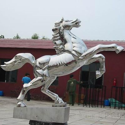 广场不锈钢奔跑马雕塑