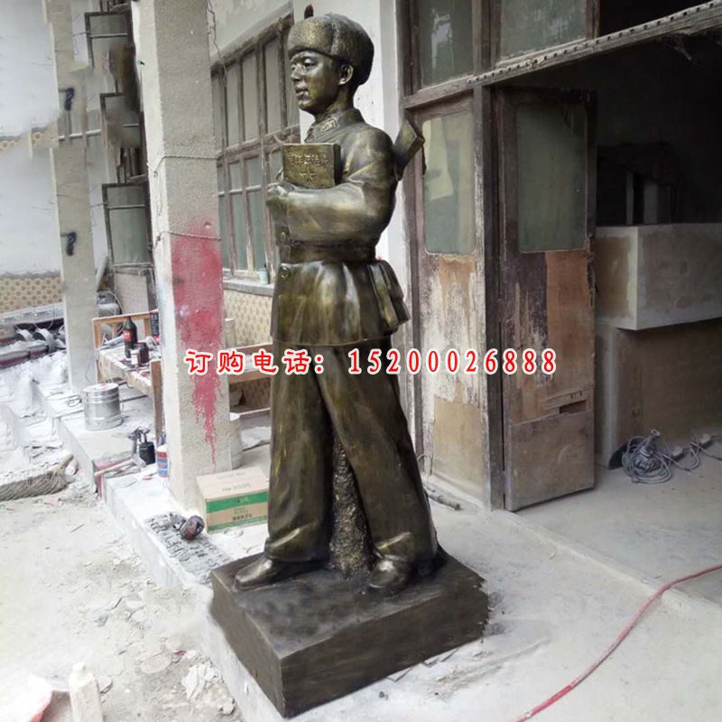 雷锋雕塑，玻璃钢仿铜人物雕塑 (3)