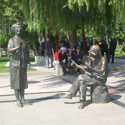 唱戏铜雕，公园人物景观铜雕