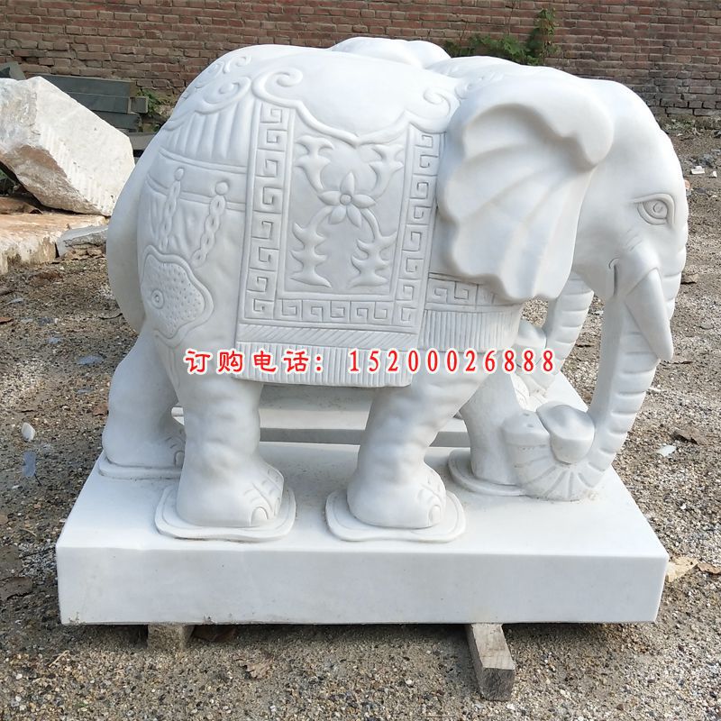 鼻卷如意的小象石雕汉白玉石雕象