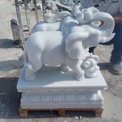汉白玉大象，母子象石雕