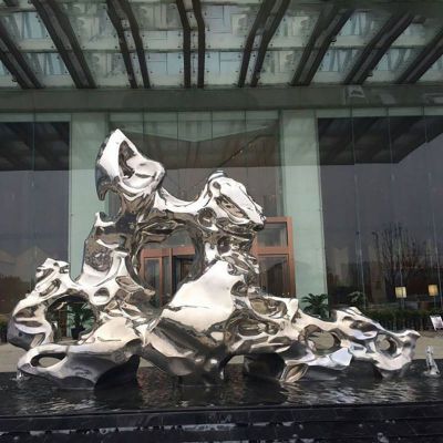 不锈钢抽象嬉戏太湖石  公园抽象雕塑