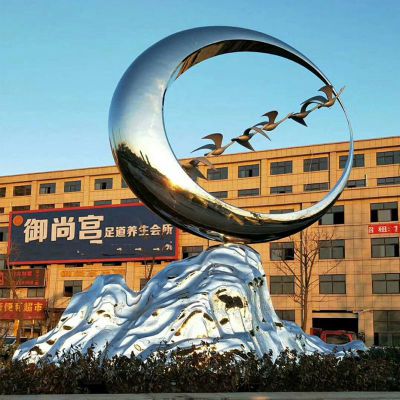 不锈钢大雁和假山雕塑 街边景观雕塑 