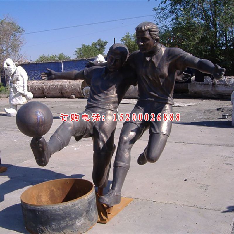 铜雕公园踢足球运动员人物雕塑
