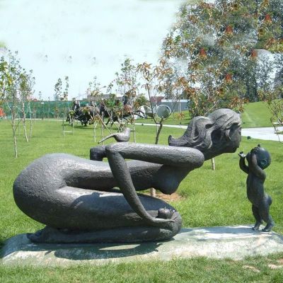 石雕人物雕塑，公园景观雕塑