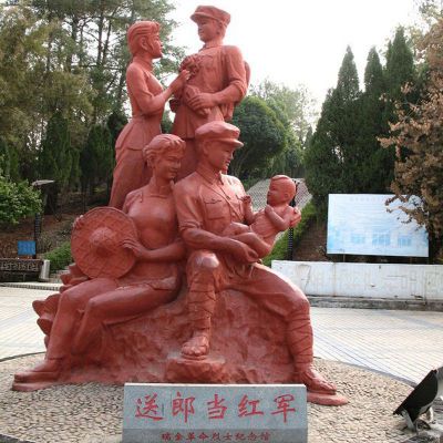 送郎当红军人物雕塑，纪念石雕