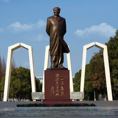 毛主席铜雕，广场景观雕塑