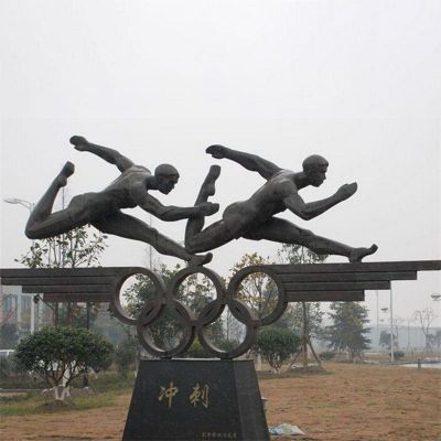 冲刺人物铜雕，校园景观雕塑