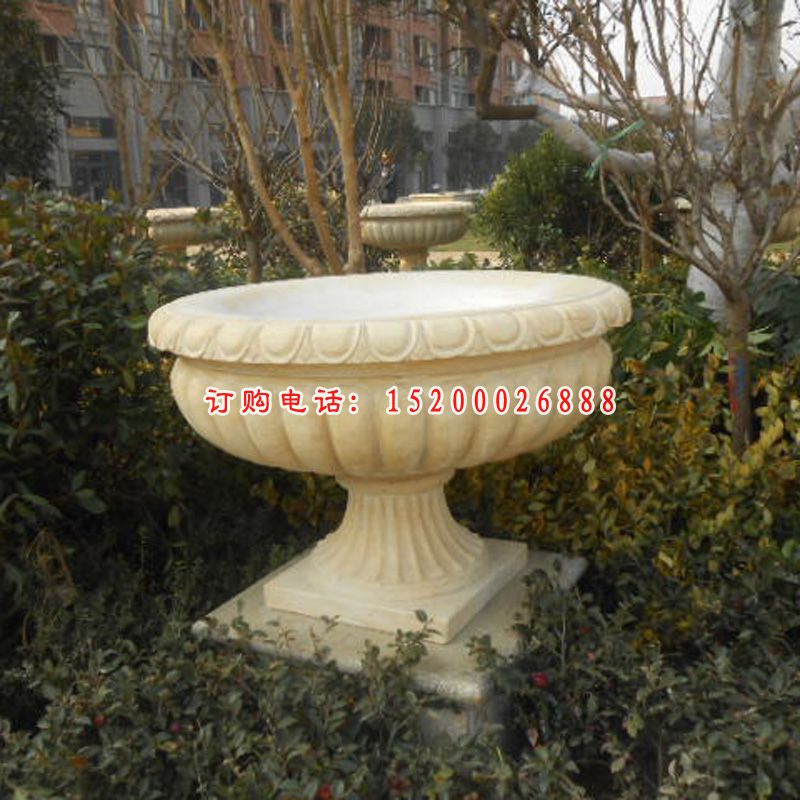 石花盆，公园花盆雕塑