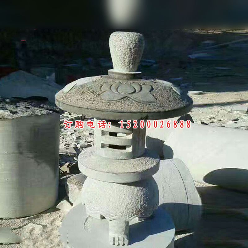 小型石灯雕塑，景观石雕