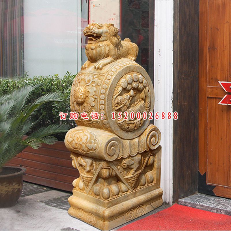 酒店门口摆件，晚霞红抱鼓石雕塑