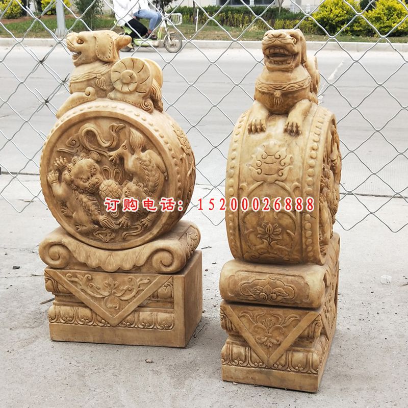 晚霞红貔貅抱鼓石雕塑，招财镇宅石雕