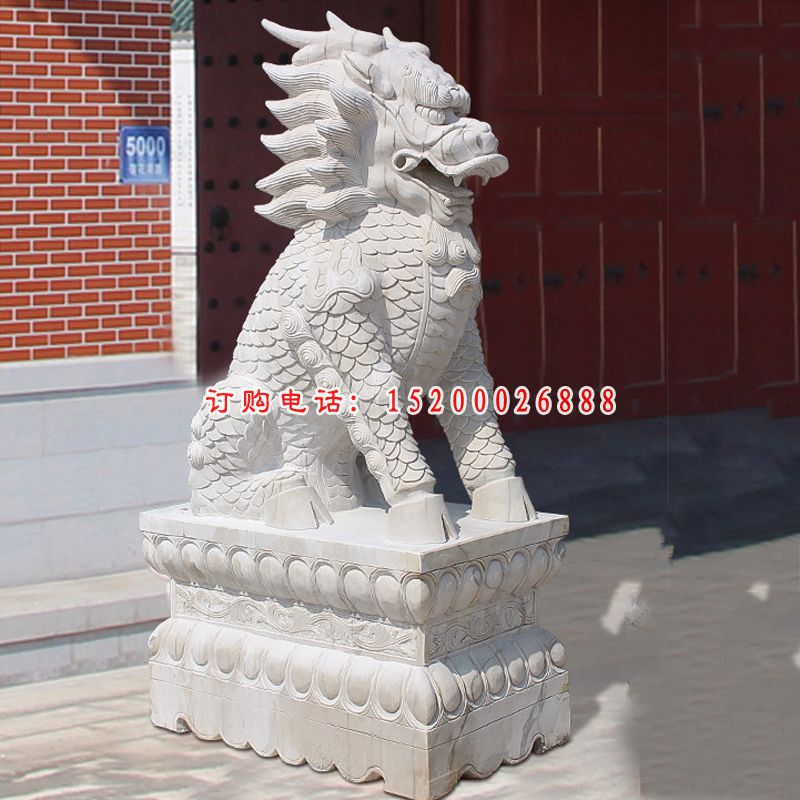 汉白玉麒麟，麒麟石门墩