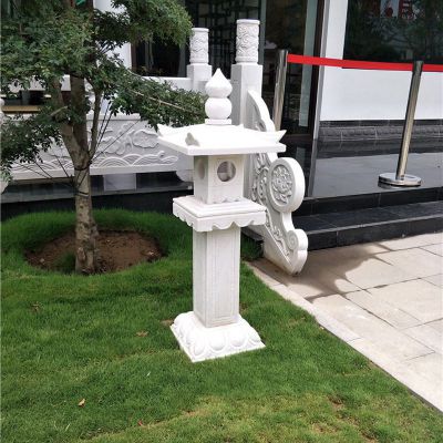公园石灯雕塑，仿古石灯