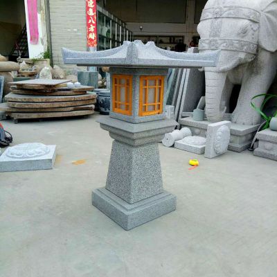 木窗石雕灯 大理石灯