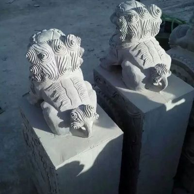 狮子门墩雕塑，石雕抱鼓