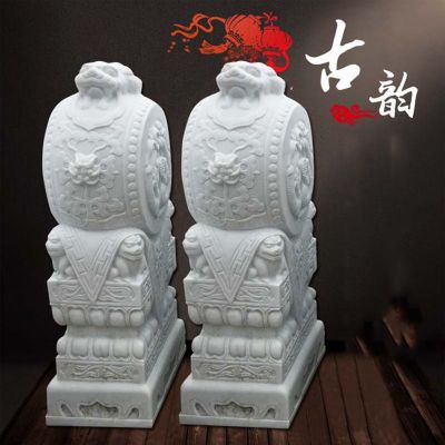 抱鼓石雕塑，汉白玉石雕门墩