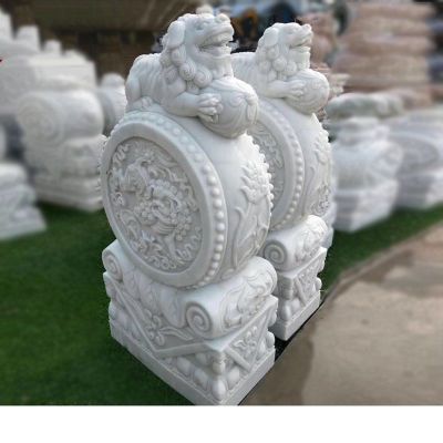草白玉麒麟浮雕抱鼓石 门口门墩石雕 