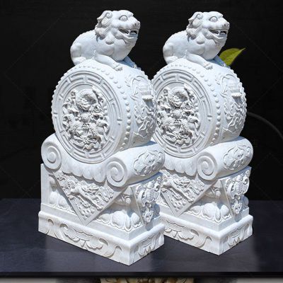 汉白玉抱鼓石，辟邪石门墩
