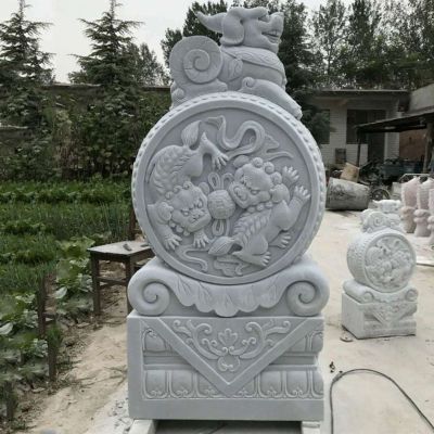 汉白玉抱鼓石雕塑，镇宅门口雕塑