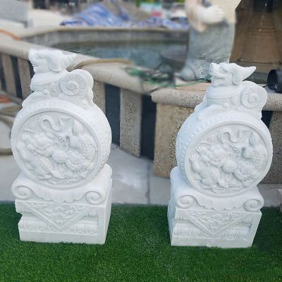 汉白玉抱鼓石雕塑，门墩雕塑
