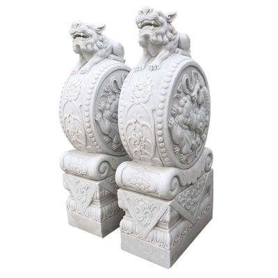 汉白玉门墩雕塑，镇宅抱鼓石