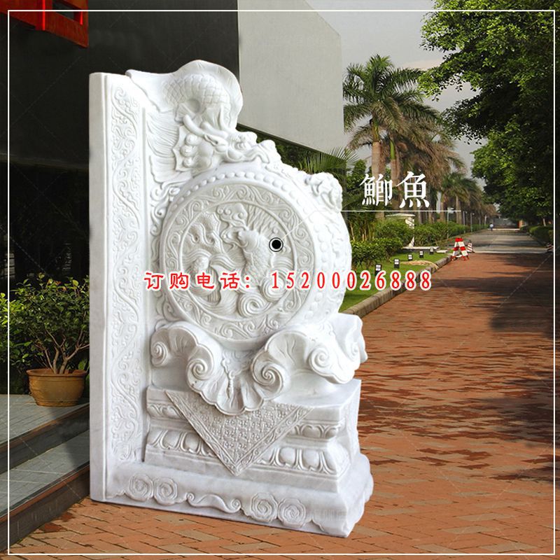 鲫鱼浮雕石门墩，汉白玉抱鼓石
