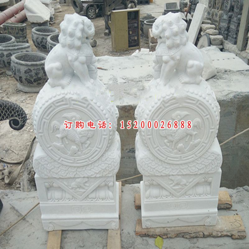 狮子石门墩，汉白玉门墩雕塑