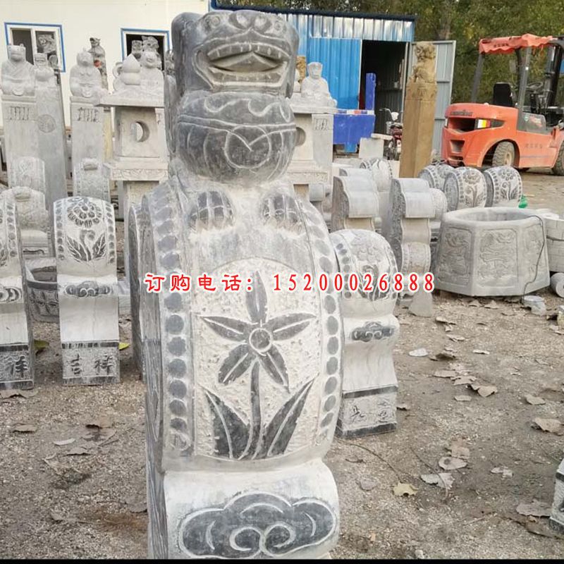 貔貅抱鼓石雕塑，招财景观石雕