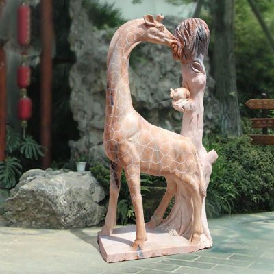 长颈鹿石雕，晚霞红动物雕塑