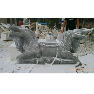 石雕牛头，大理石凳子