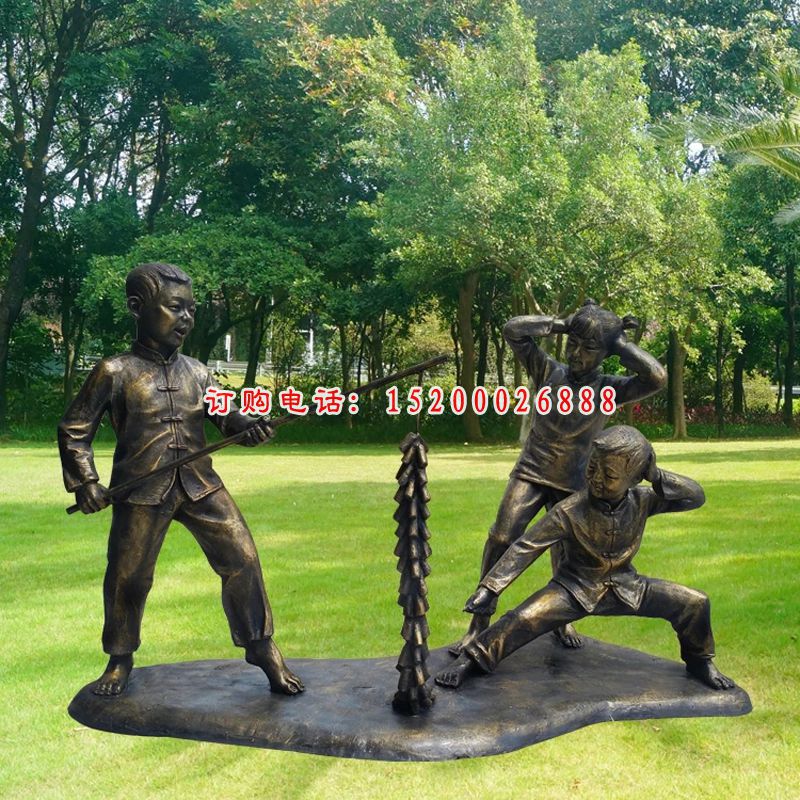 放鞭炮的儿童雕塑，玻璃钢仿铜人物 (2)
