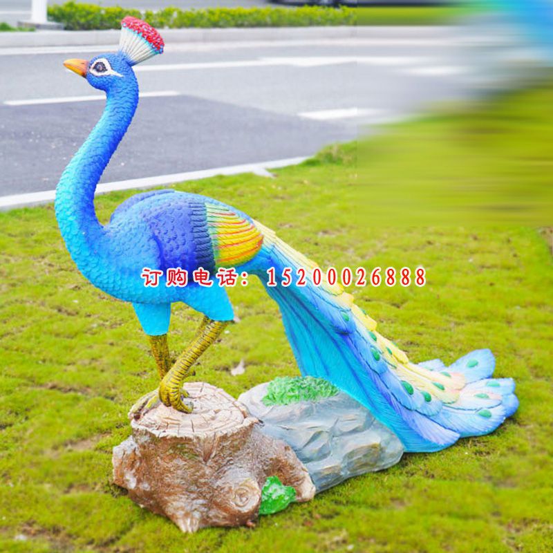 彩绘孔雀雕塑，玻璃钢仿真动物雕塑