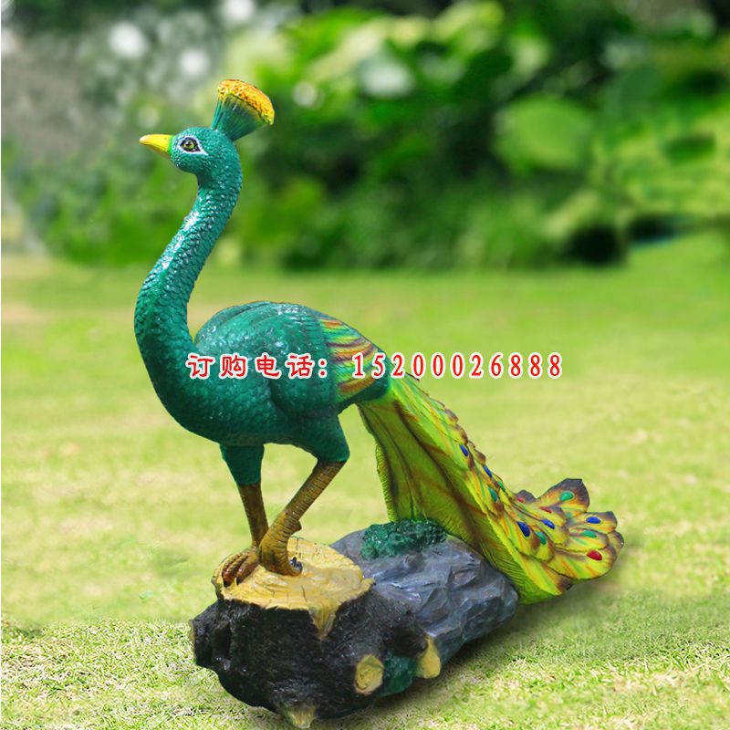 园林景观摆件，玻璃钢仿真孔雀雕塑