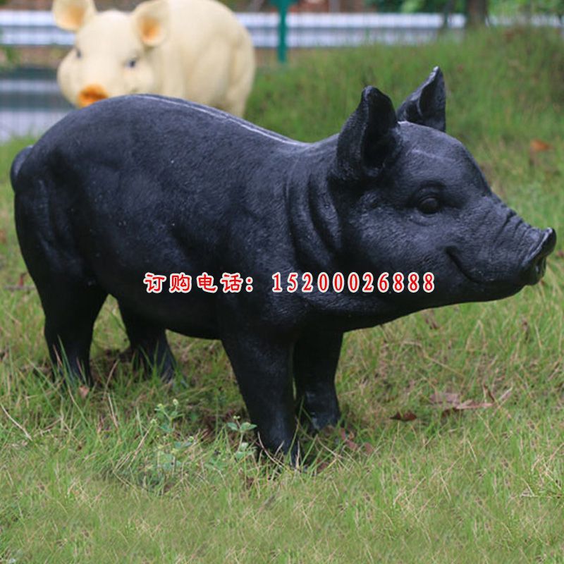 玻璃钢草原黑猪雕塑   公园仿真动物摆件