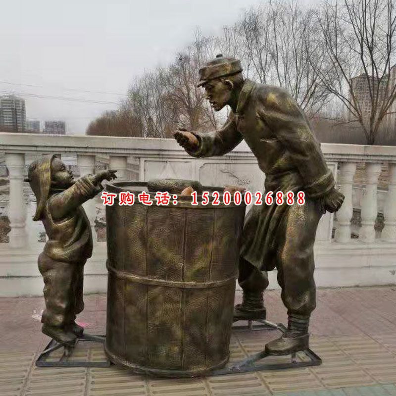 卖烤红薯雕塑，玻璃钢仿铜小品人物雕塑
