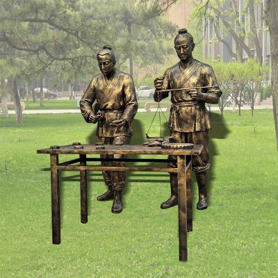 仿铜人物买东西室外景观雕塑