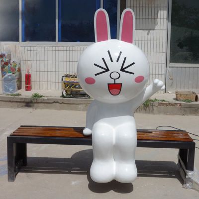 玻璃钢可妮兔座椅 公园卡通动物座椅雕塑